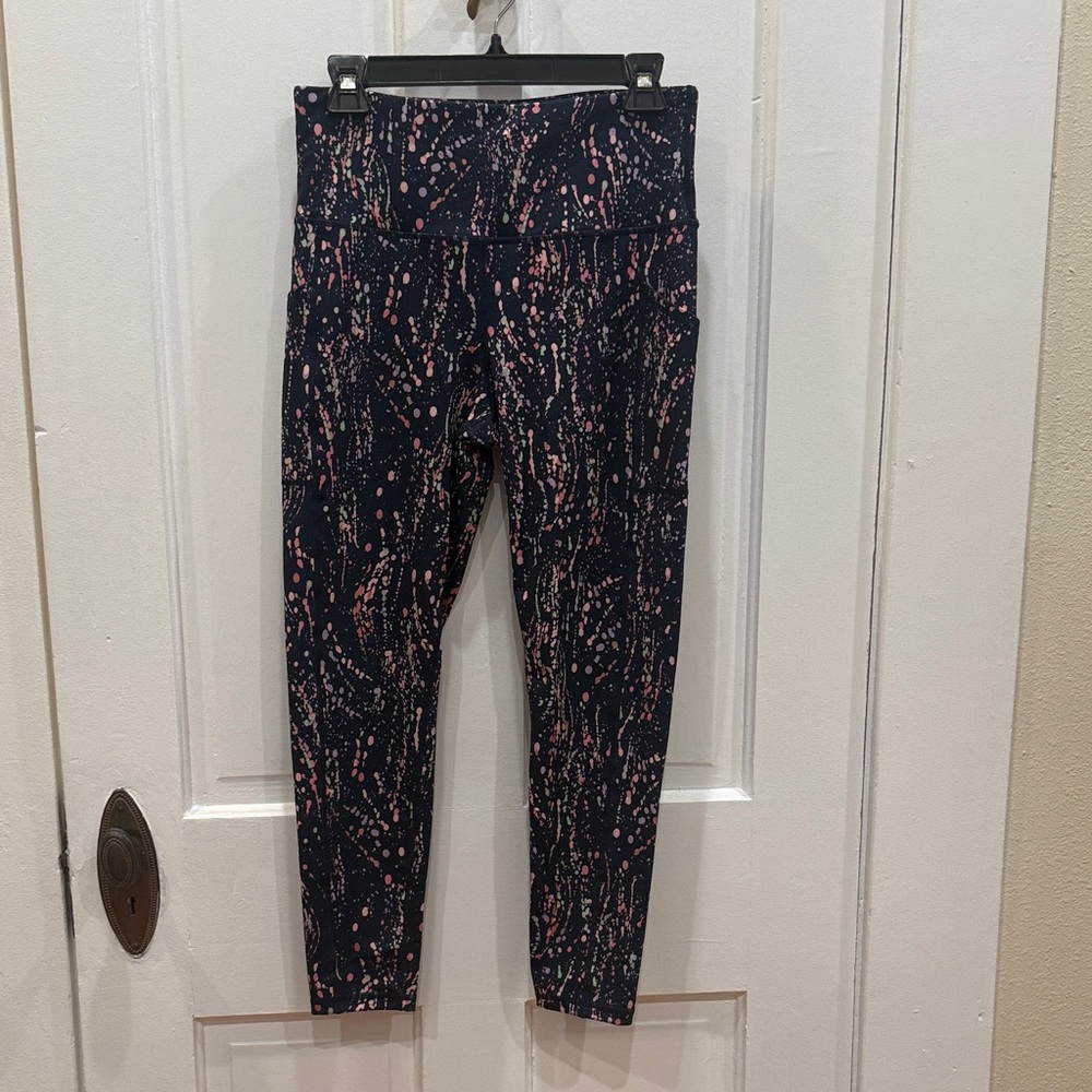 2 pairs - Ideology Navy Splash Print and Mono b Grey with Skulls leggings